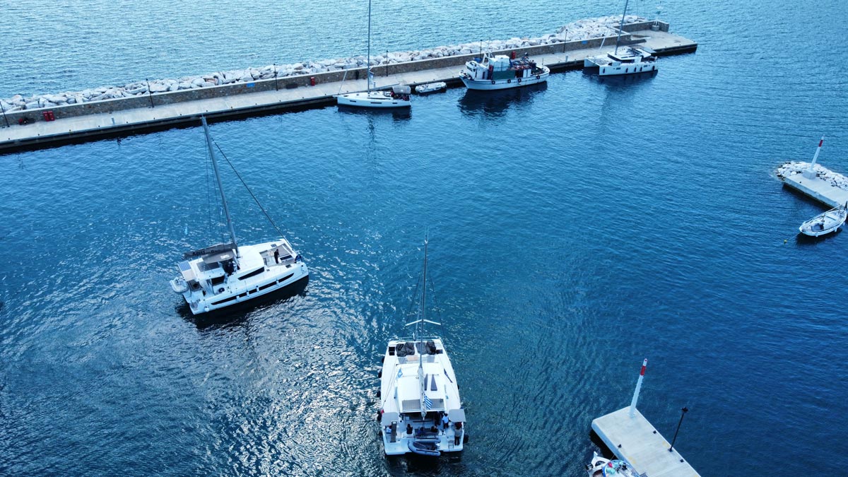 How Much Sailing Experience Do You Need to Charter a Boat